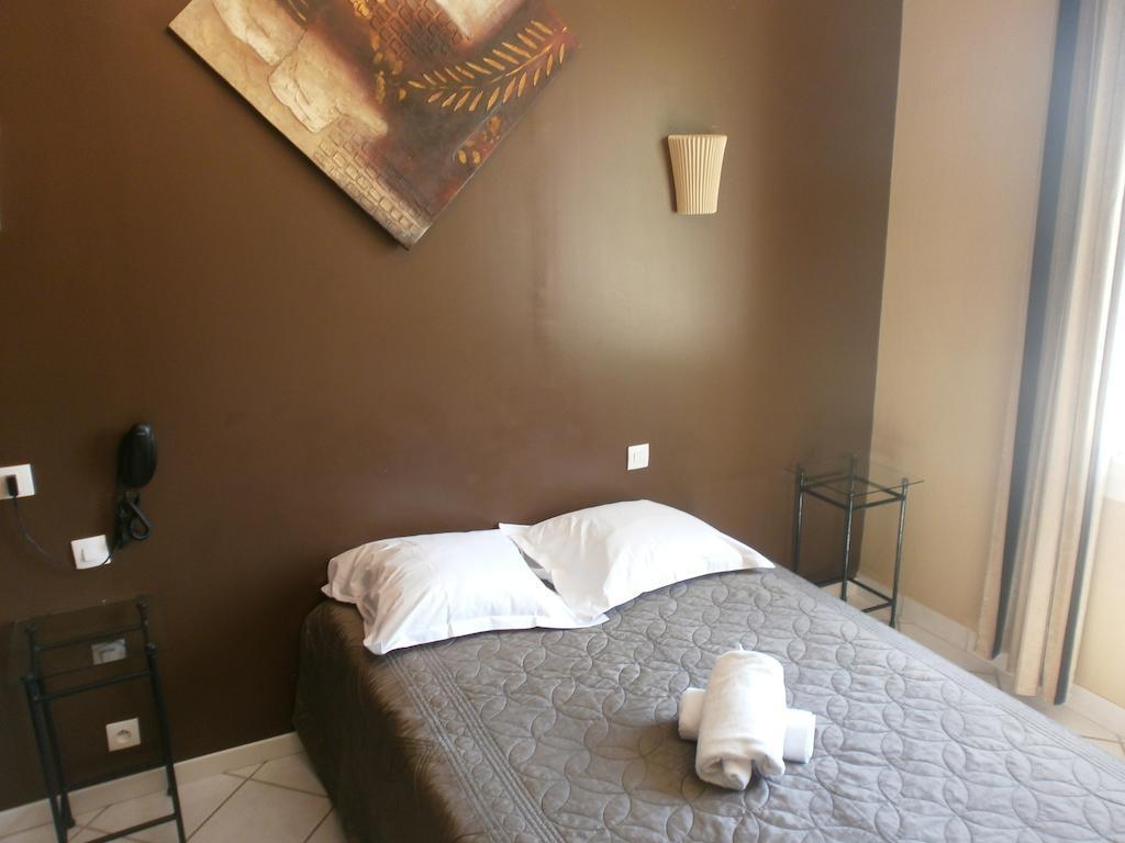 Adonis Sanary Grand Hotel Des Bains Zewnętrze zdjęcie