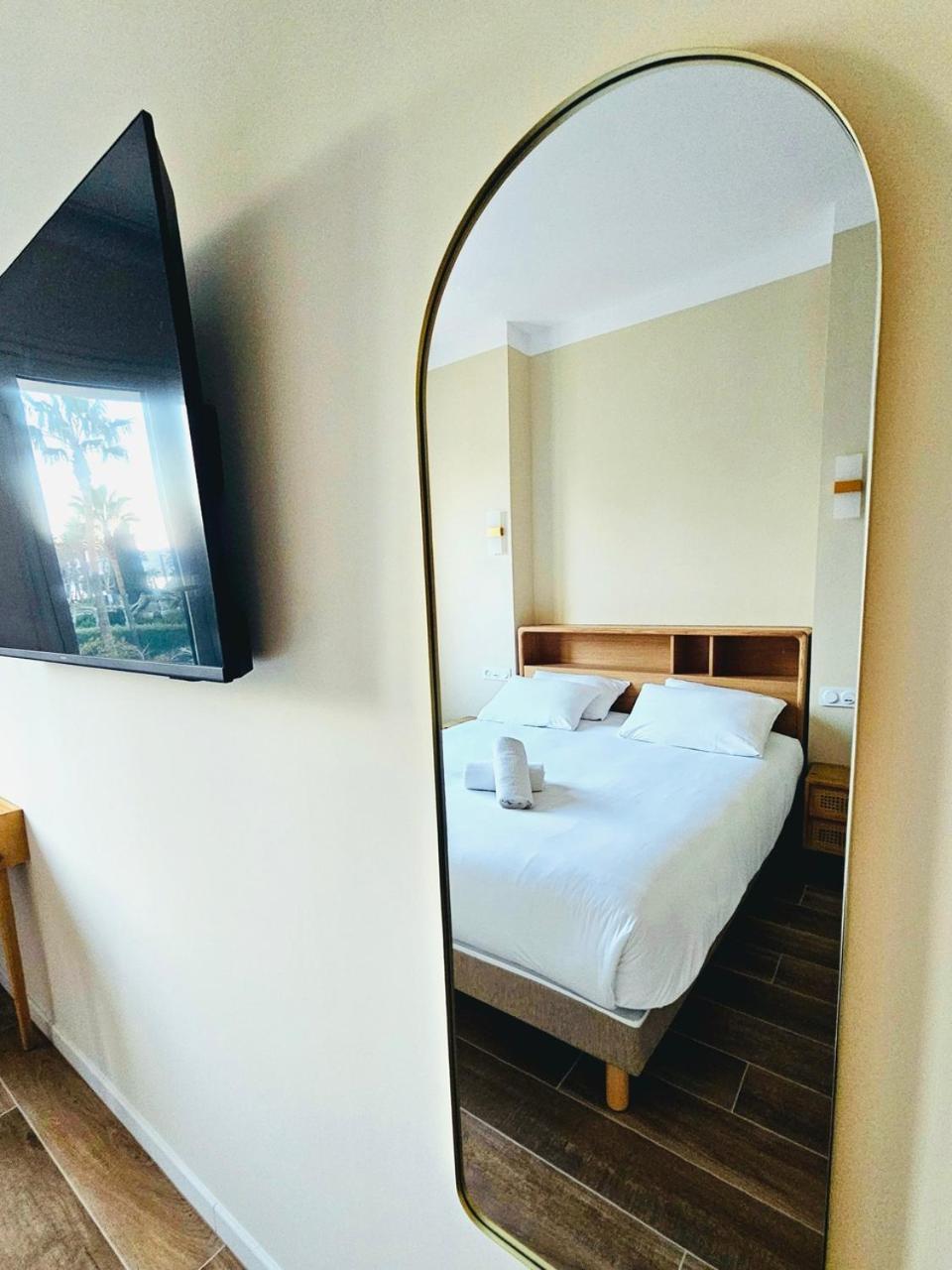 Adonis Sanary Grand Hotel Des Bains Zewnętrze zdjęcie